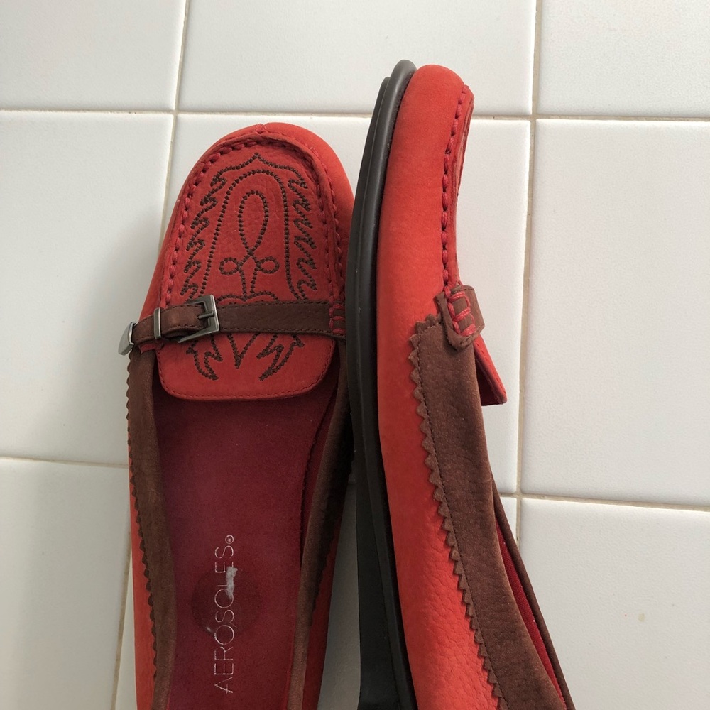 Aerosoles orange brown shoes